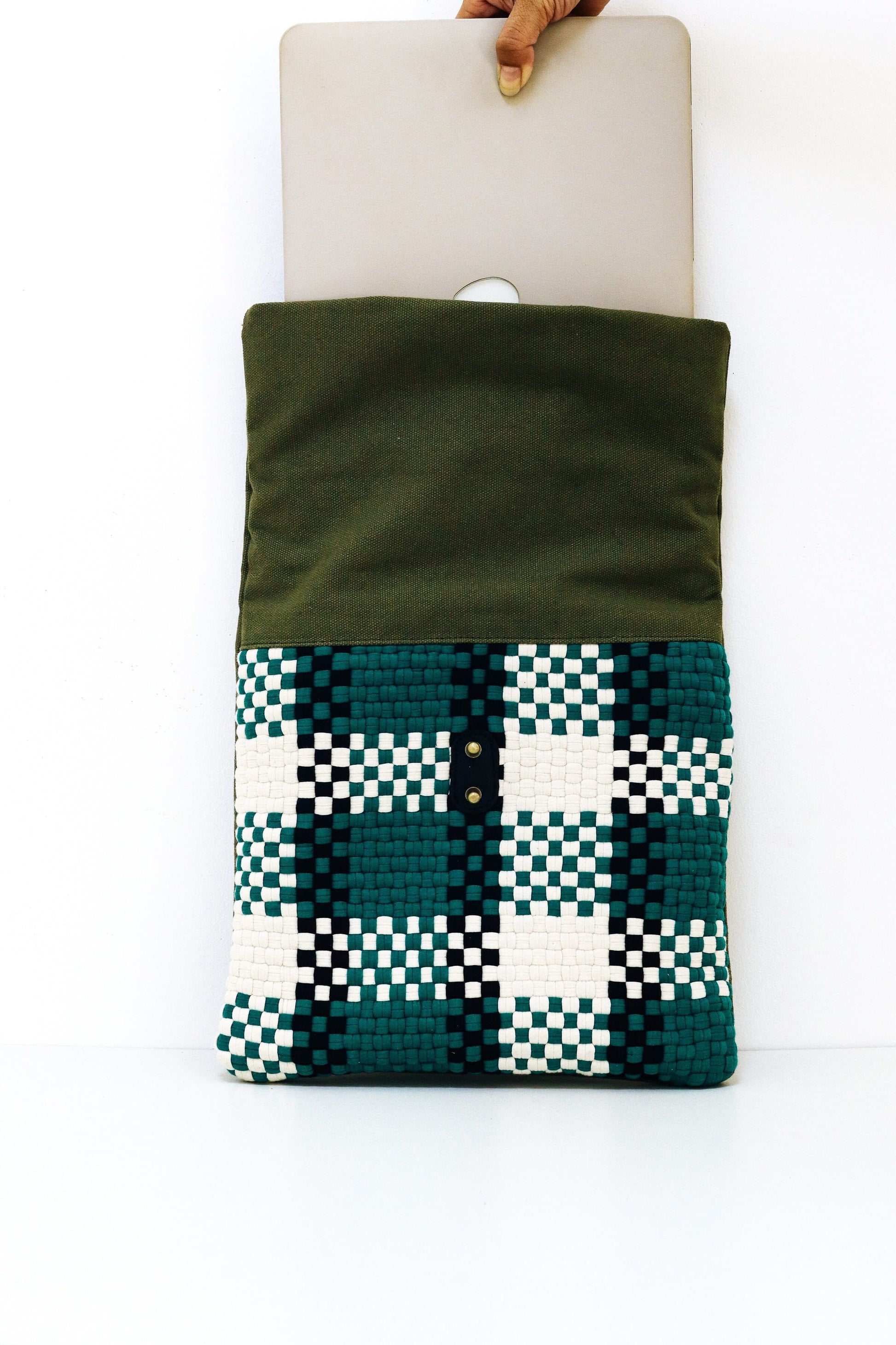 Charlie Laptop Sleeve - Green Fashion Rags2Riches
