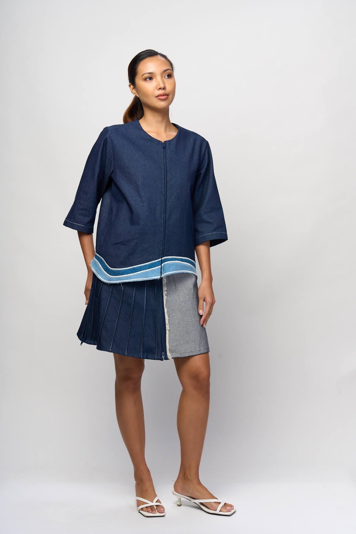 [Ready Today] Daloy Zip-Up Jacket Denim Fashion R2R On Repeat