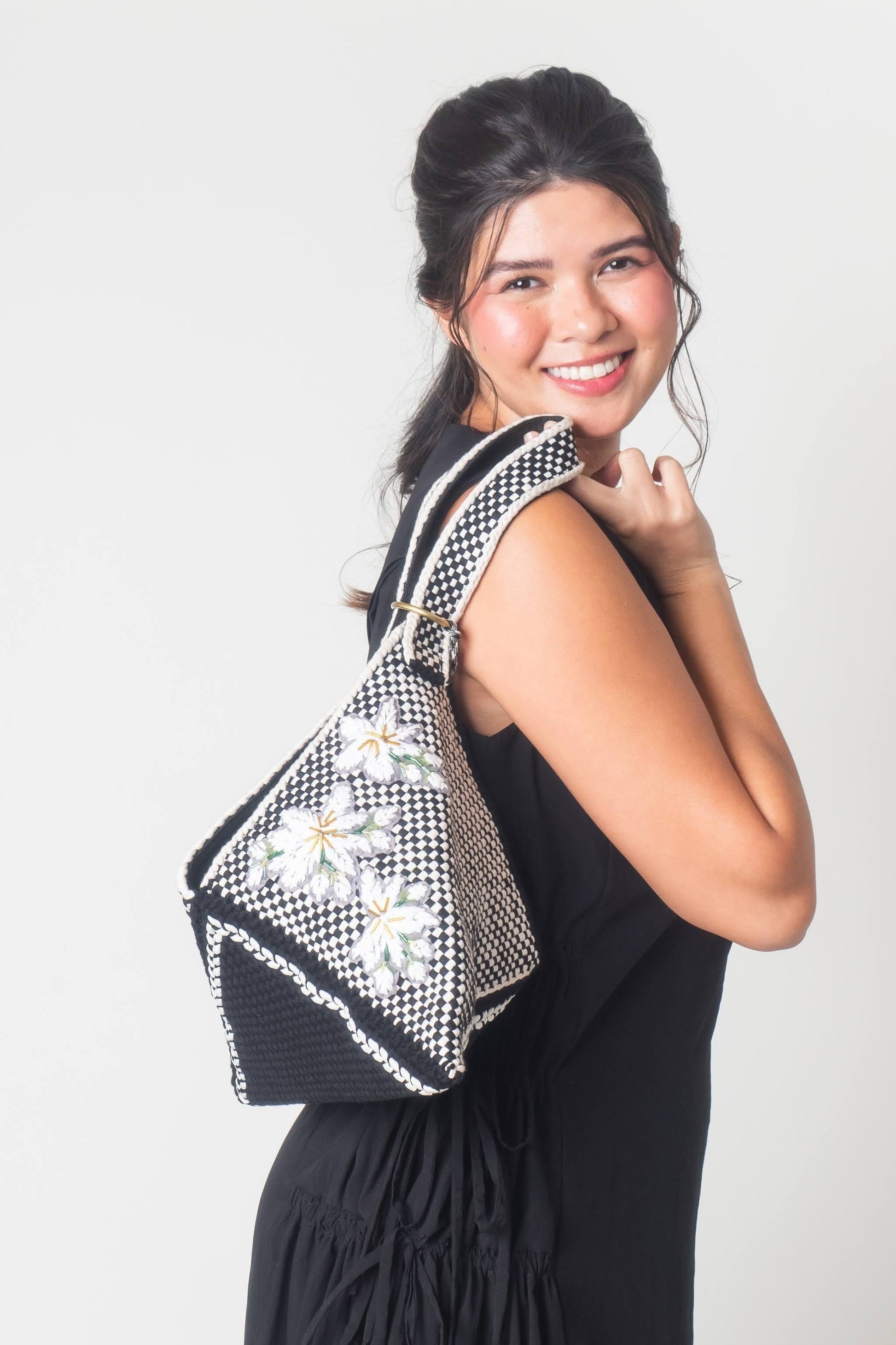 [Ready Today] Sampaguita Hobo Black & Beige Fashion Rags2Riches