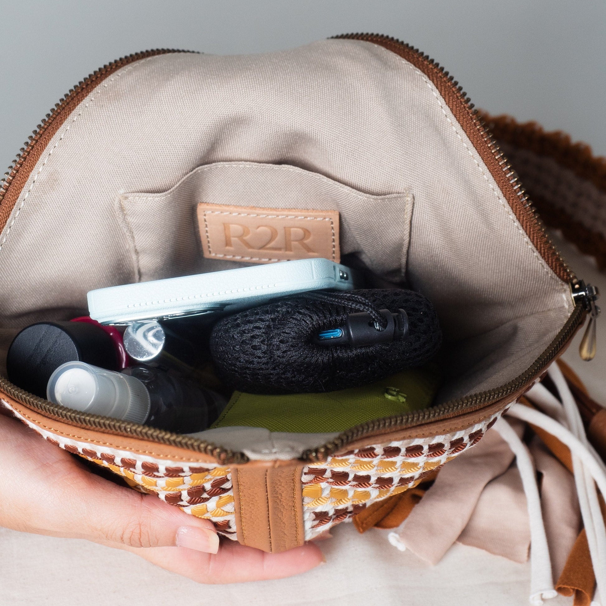 [Ready Today] Saranggola Bag Mocha & Beige Fashion Rags2Riches