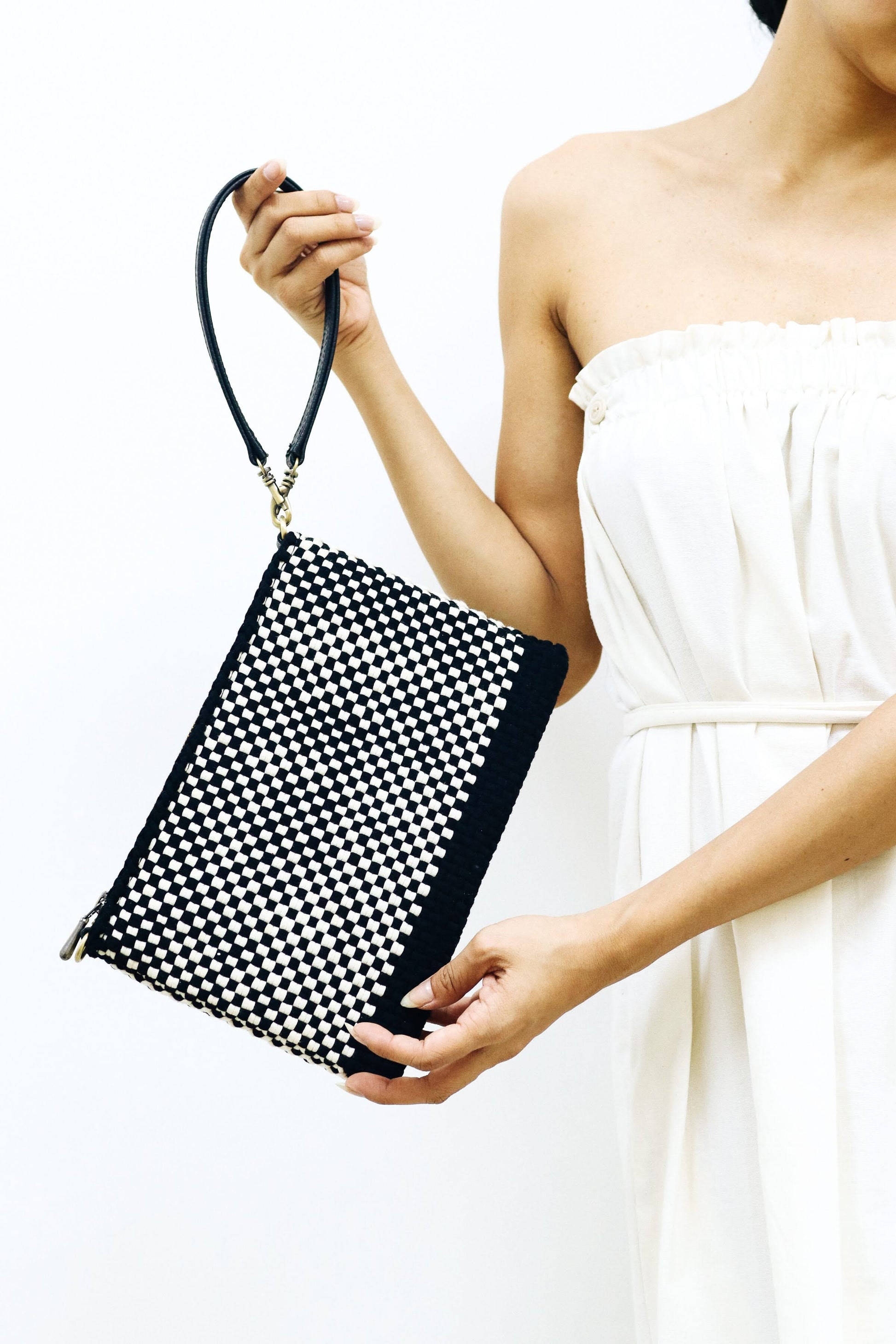 [Ready Today] Sobre Convertible Clutch Black Fashion Rags2Riches