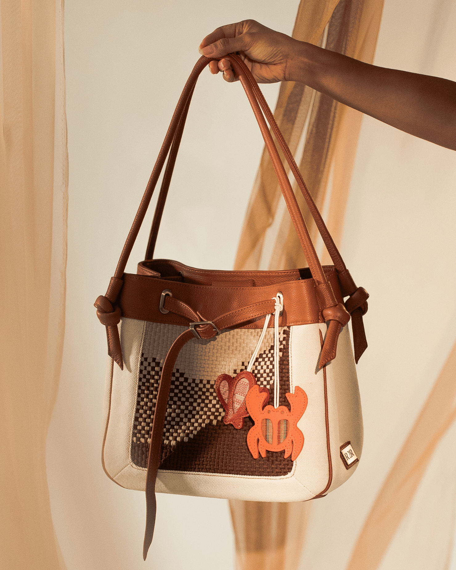 Wave Tote Tan Fashion Rags2Riches