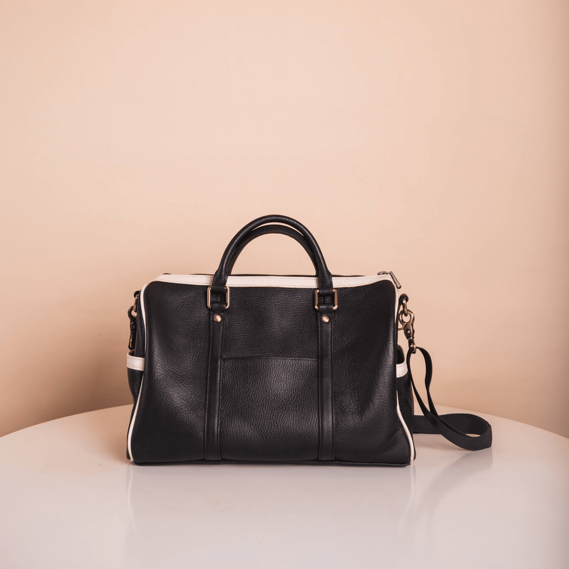 The Platinum Travel Boston Bag in Black R2R