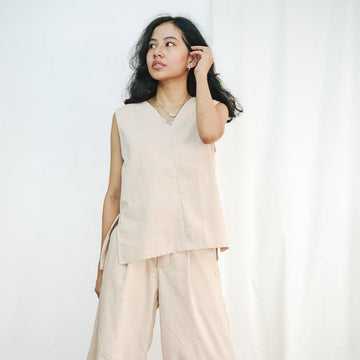 [SAMPLE] The Shirred Tunic Sand